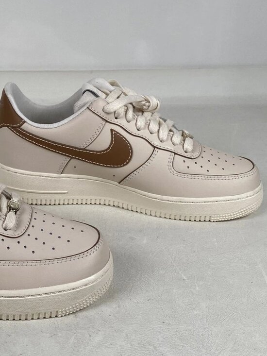 NWOT Nike Air Force 1 \'07 Pearl White Pale Ivory Sail Light British Tan Men\'s 8
